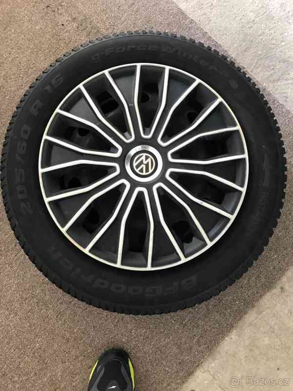 Volkswagen Touran, HIGHLINE 1.8 TSI 132kW DSG, TOP stav  - foto 18