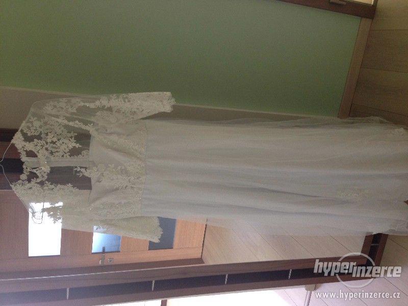 Luxusní svatební šaty s dubajskou krajkou - foto 4
