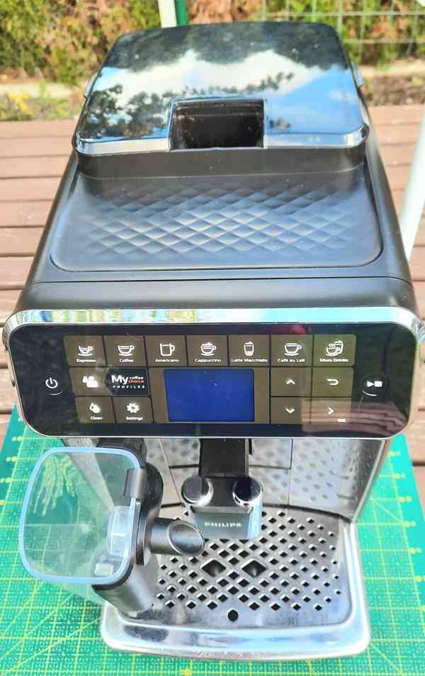 Kávovar Philips LatteGo EP 4349/70 – sleva 66% - foto 2