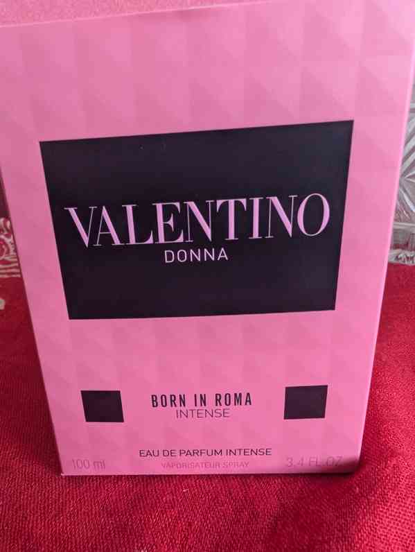 Valentino Donna Born in Roma Intense 100ml - foto 4