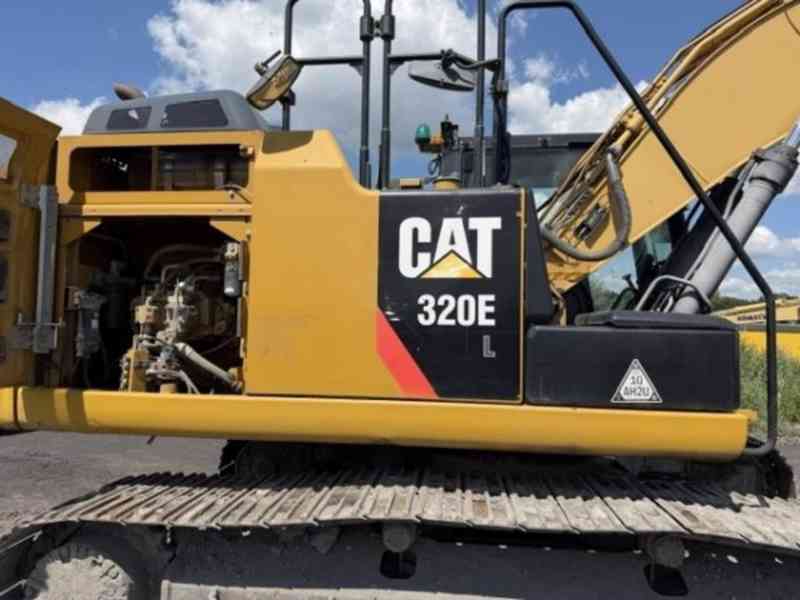 22.5t bagr VÁHA CAT 320E Long nové pásy+rozety - foto 4
