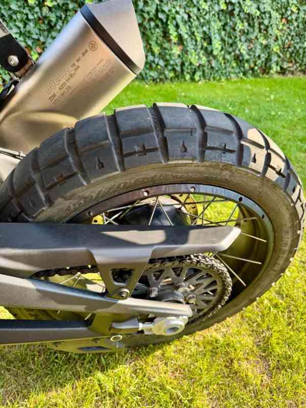 Ducati Desert X Lucky Explorer - foto 11