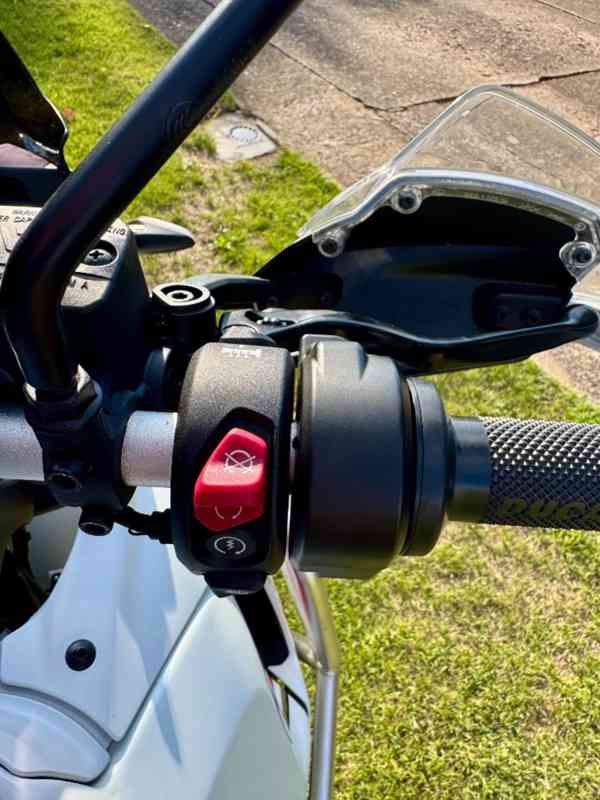 Ducati Desert X Lucky Explorer - foto 7