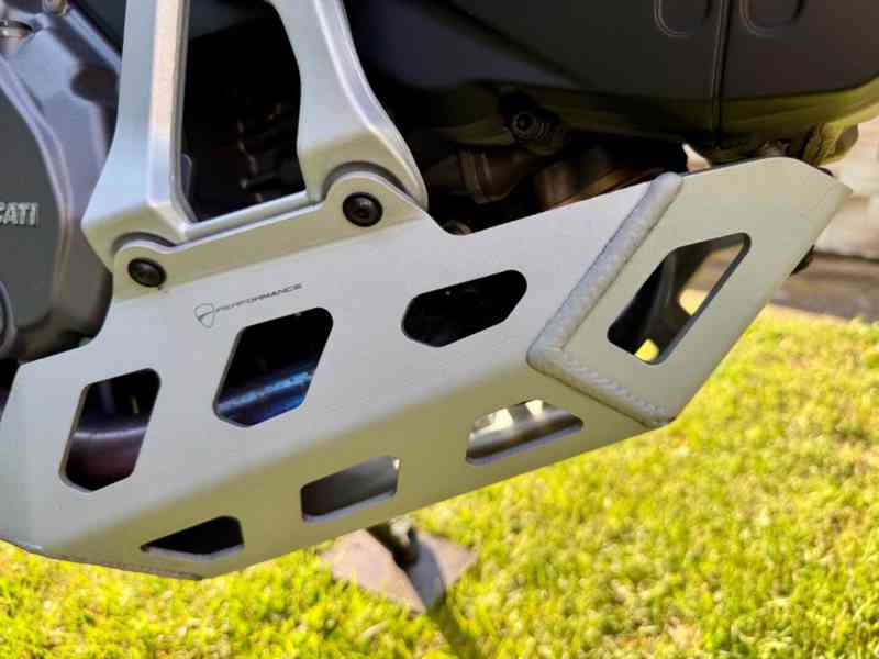 Ducati Desert X Lucky Explorer - foto 10