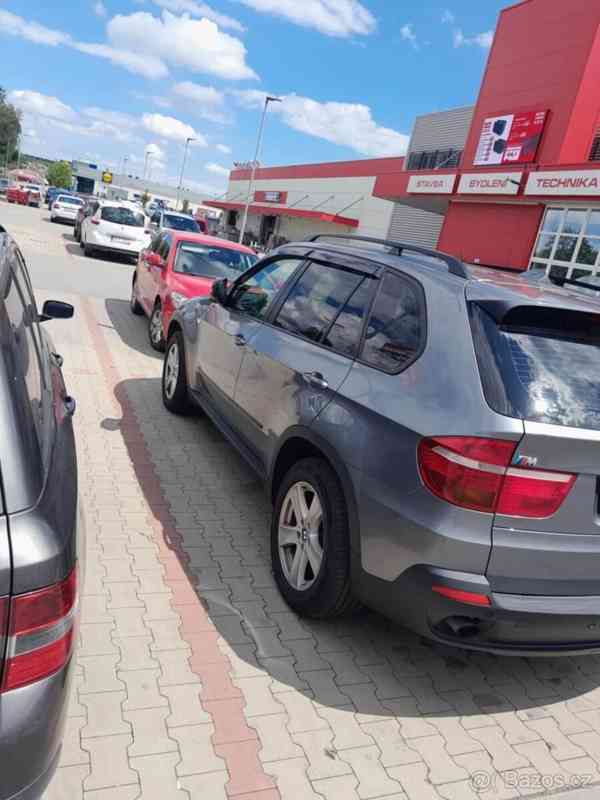 BMW X5 3,0 30 D - foto 3