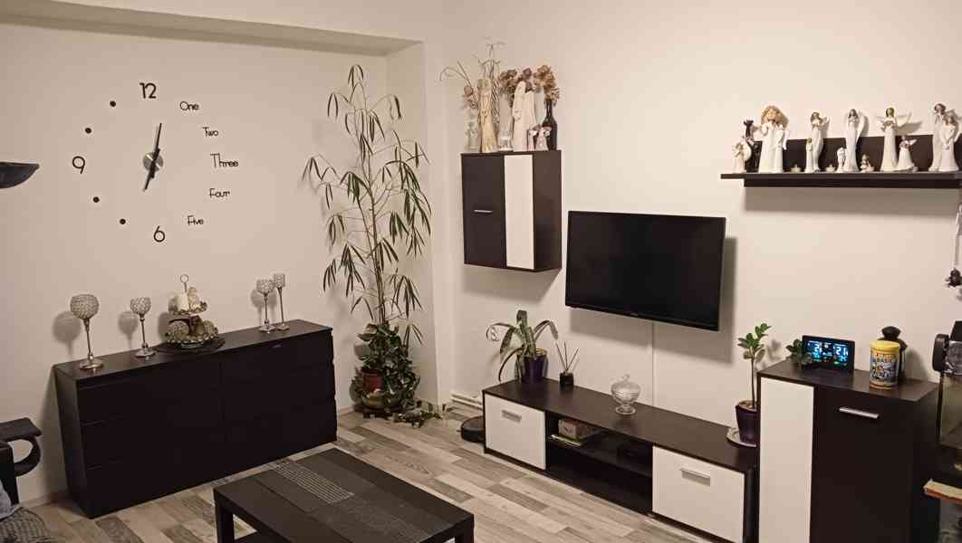 Pronájem bytu 3+1 - foto 2