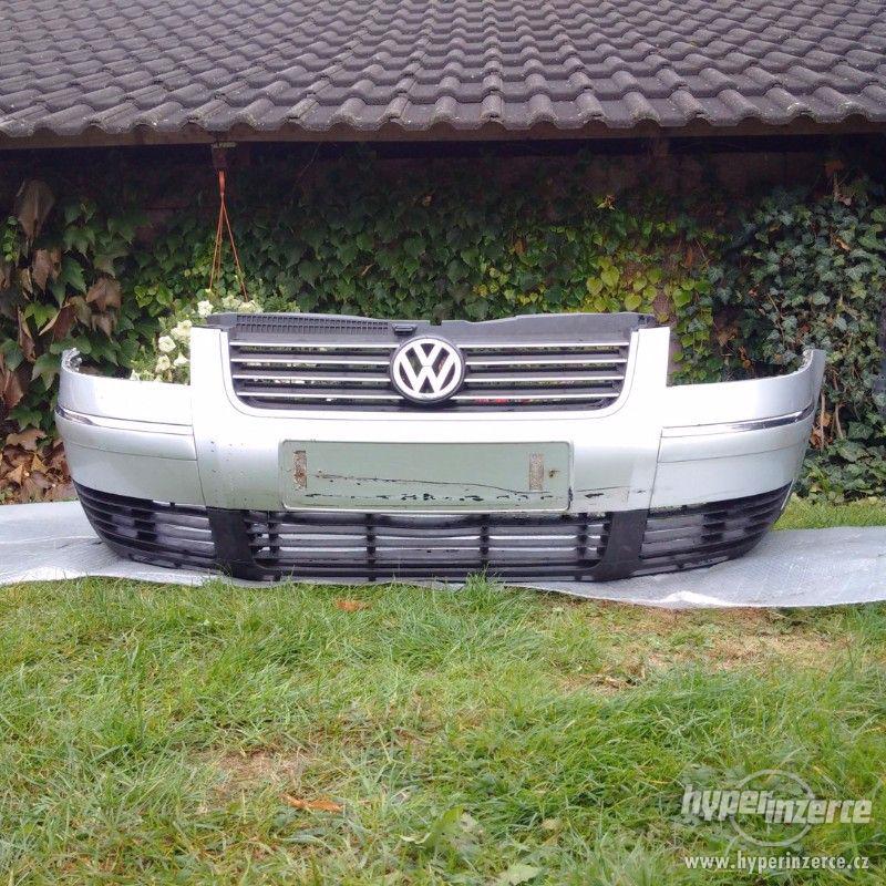 predni naraznik vw passat b5.5 stribrny chrom listy - foto 1