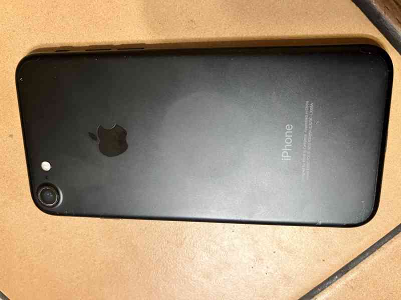 Iphone 7, 128 GB - foto 2