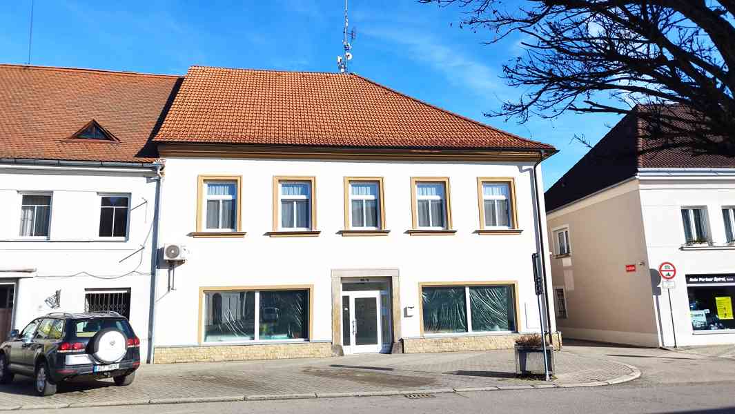 Pronájem komerčního prostoru, 173 m2, u náměstí, Soběslav - foto 2