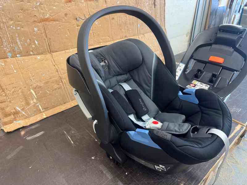 autosedačka Cybex Aton 5+ISOFIX základna - foto 3