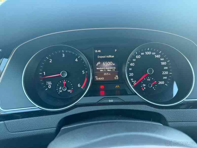 Volkswagen Passat 2,0 - foto 9