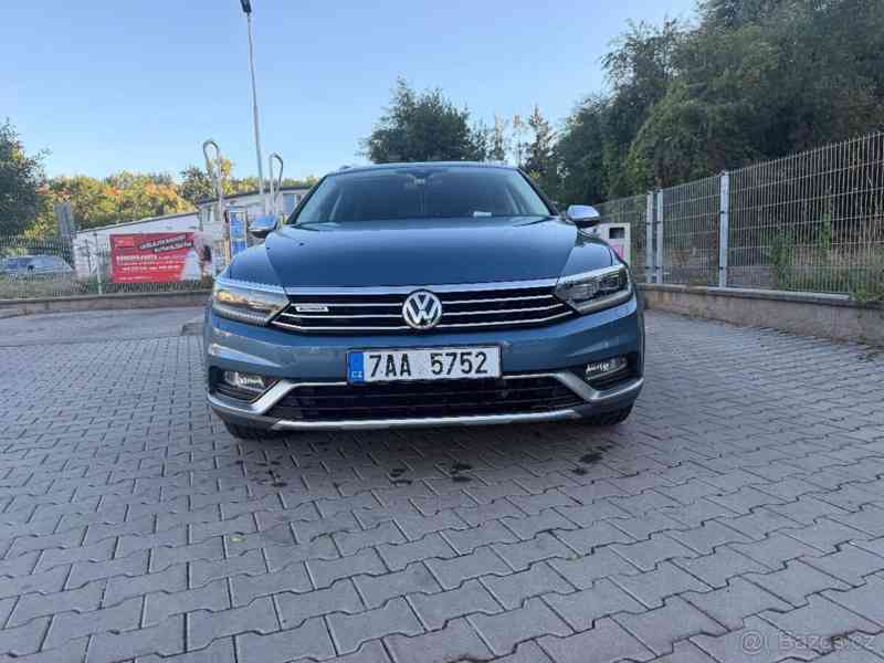 Volkswagen Passat 2,0 - foto 1