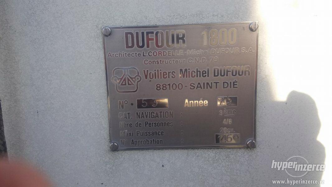 Kajutová plachetnice Dufour 1800 - foto 8