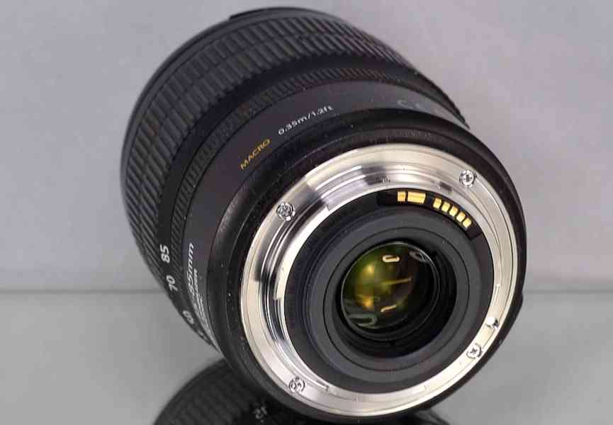 Canon EF-S 15-85mm f/3.5-5.6 IS USM - foto 4