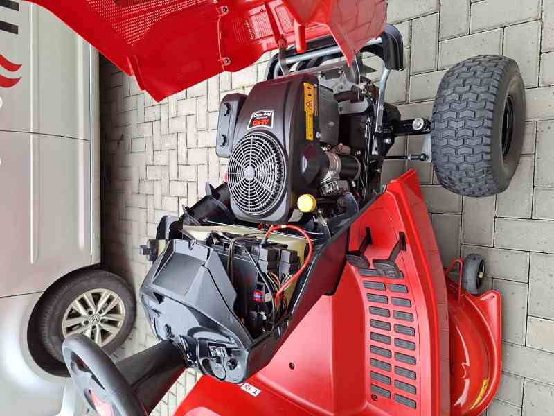 Zahradní Traktor (Multifunkční) - foto 6