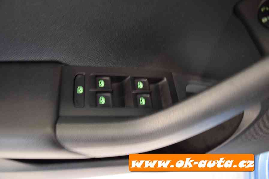 Škoda Octavia 1.6 TDI STYLE DSG RV 2019-DPH  - foto 12