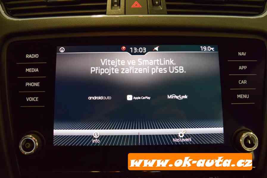 Škoda Octavia 1.6 TDI STYLE DSG RV 2019-DPH  - foto 15