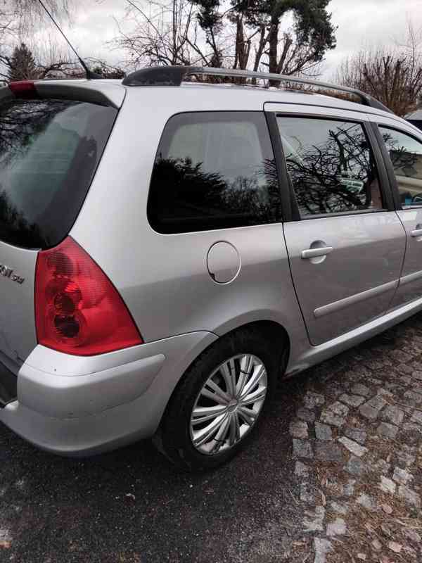 Peugeot 307 SW 2.0 HDI - foto 4