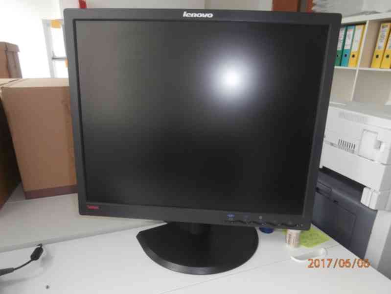 Monitor Lenovo ThinkVision L171P - foto 1