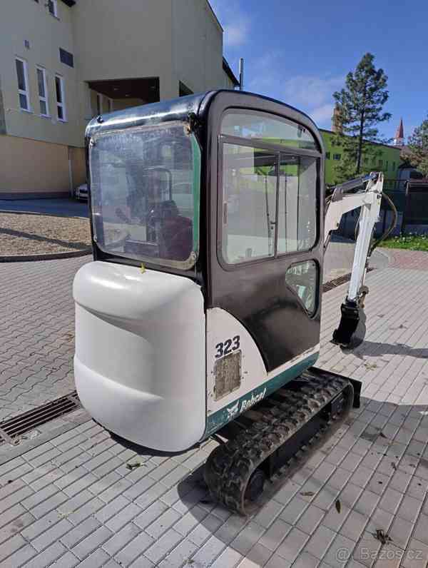 Prodám pásové rypadlo Bobcat 323J - foto 3