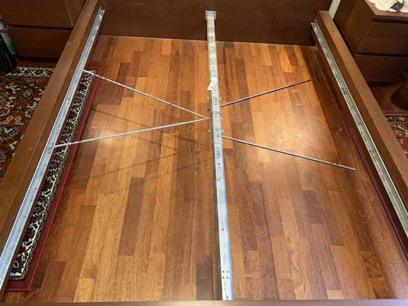 Postel Ikea 160x200 Malm s roštem - foto 7