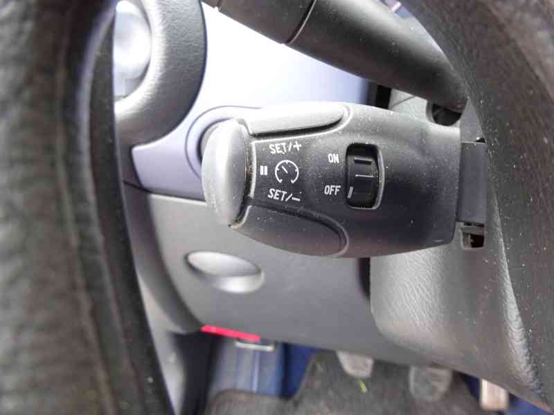 Citroen Berlingo 1,6 i (80 kw) - foto 9