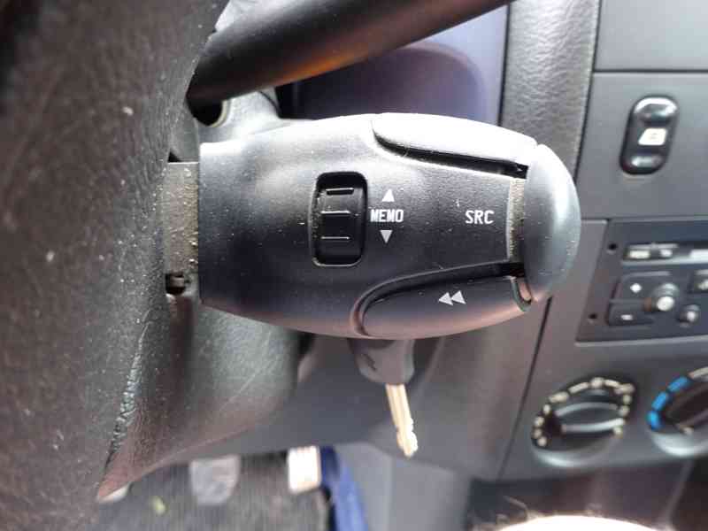 Citroen Berlingo 1,6 i (80 kw) - foto 10