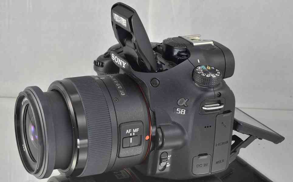 Sony SLT- A58 + Kit Objektiv DT18-55mm 1200 Exp. - foto 5