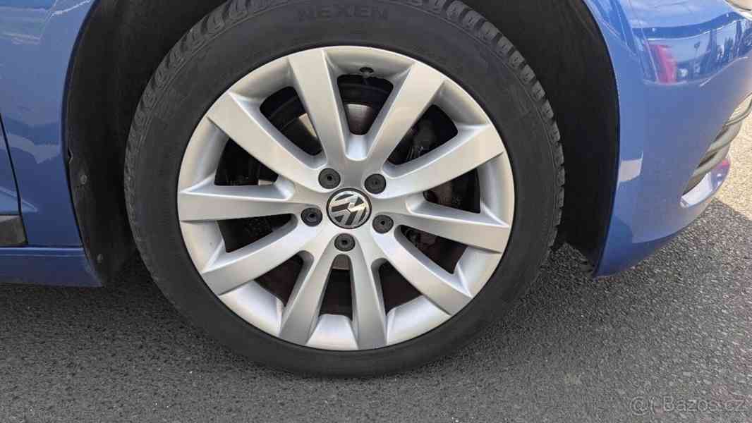 Volkswagen Scirocco 2,0 TDI 103kW, manuál, 2011 - foto 18