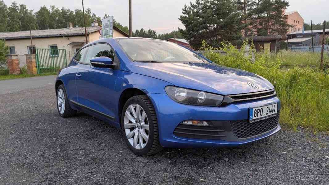 Volkswagen Scirocco 2,0 TDI 103kW, manuál, 2011 - foto 2
