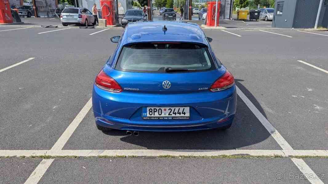Volkswagen Scirocco 2,0 TDI 103kW, manuál, 2011 - foto 9