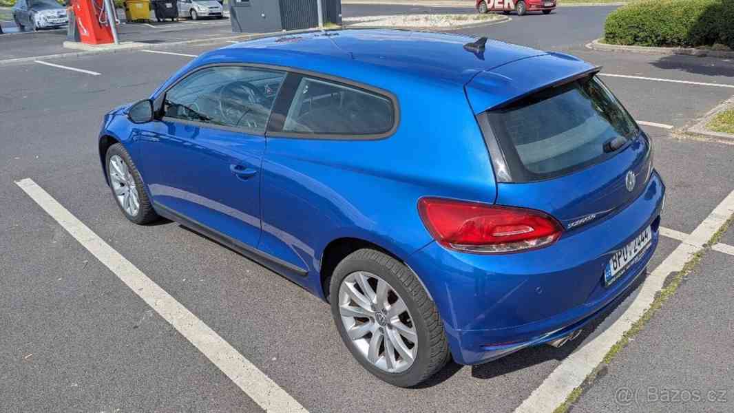 Volkswagen Scirocco 2,0 TDI 103kW, manuál, 2011 - foto 12