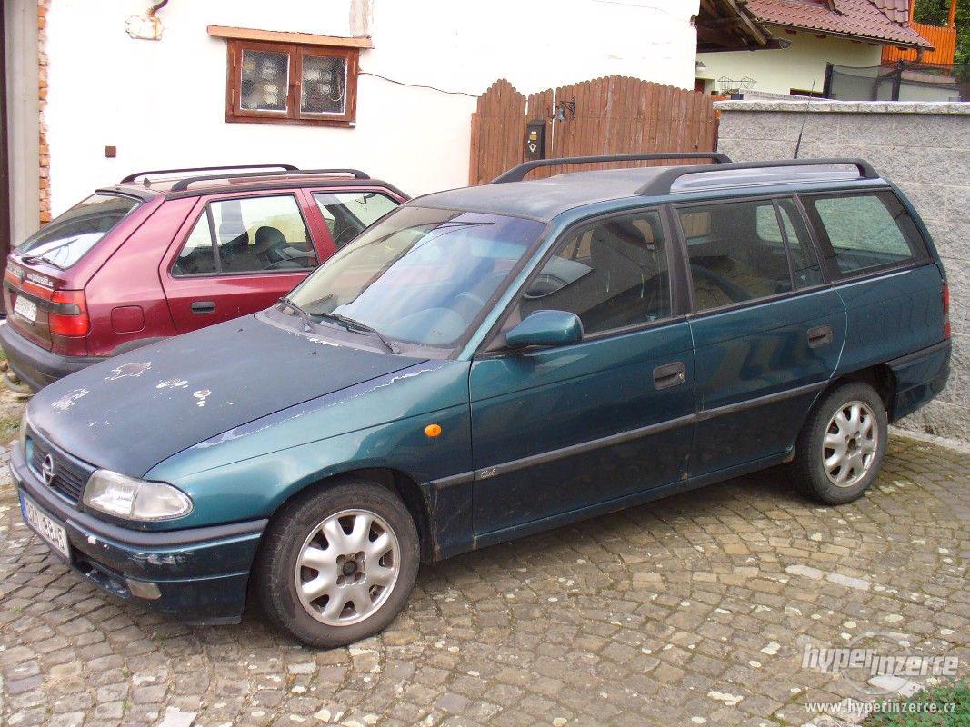 Opel Astra combi - foto 1