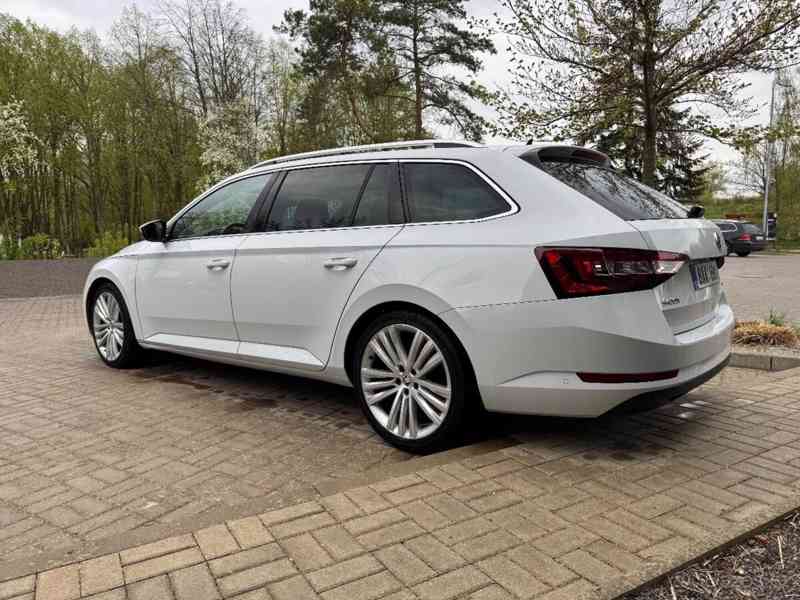 Škoda Superb 2,0   tdi cr 110kw - foto 2