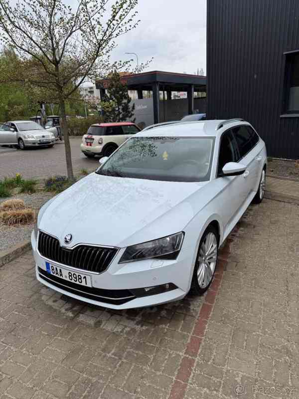 Škoda Superb 2,0   tdi cr 110kw - foto 1