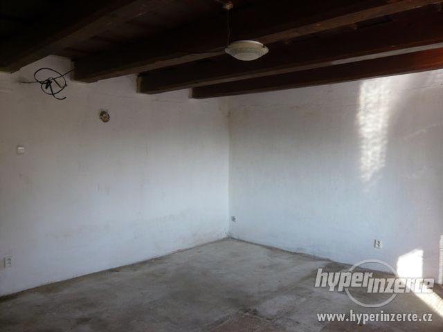Prodej domu 2+1, Hostěradice - foto 5