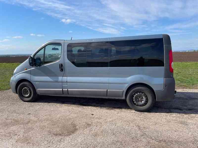 Opel Vivaro 2,0 84kw - 9 míst - foto 5