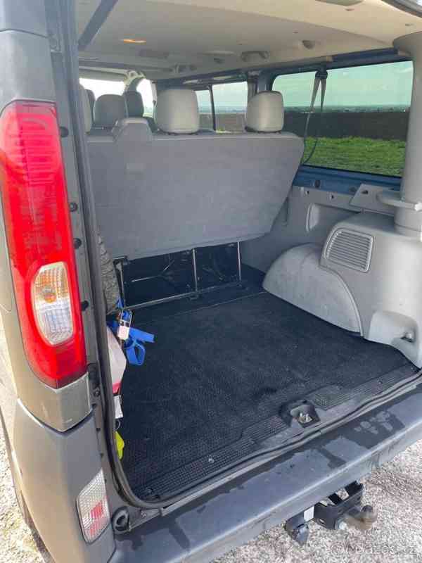 Opel Vivaro 2,0 84kw - 9 míst - foto 6