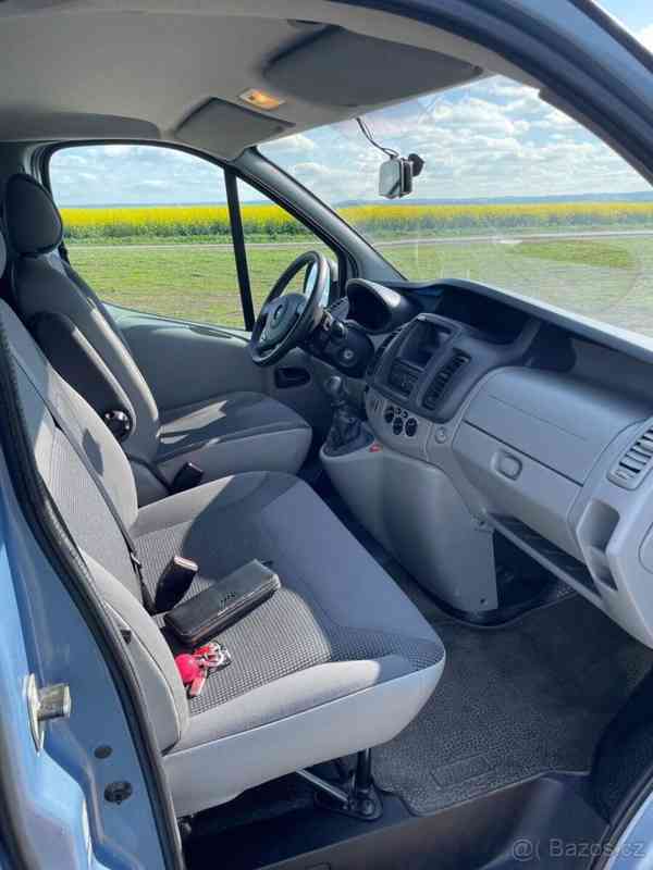Opel Vivaro 2,0 84kw - 9 míst - foto 9