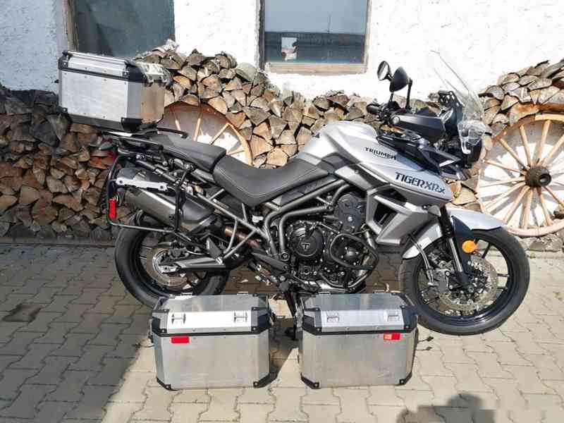 TRIUMPH TIGER 800 XRX ABS - foto 2