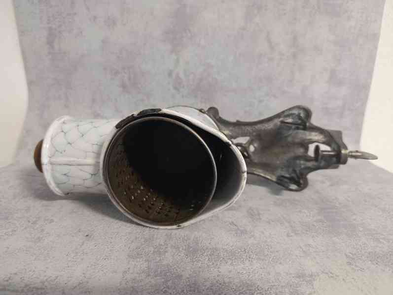 Velmi starý krásný velký mlýnek na strouhanku IDA se smaltem - foto 3