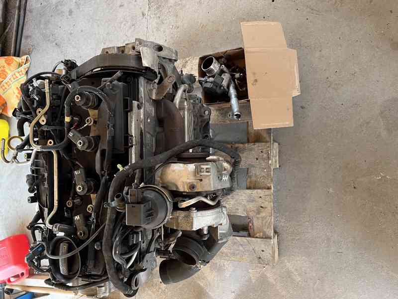 Motor CFFB 2.0 TDI 103kw - foto 3