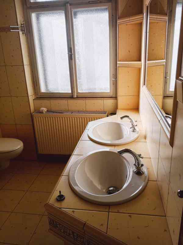 Unikátní investiční areál v centru Zákup:Bydlení i podnikání - foto 9