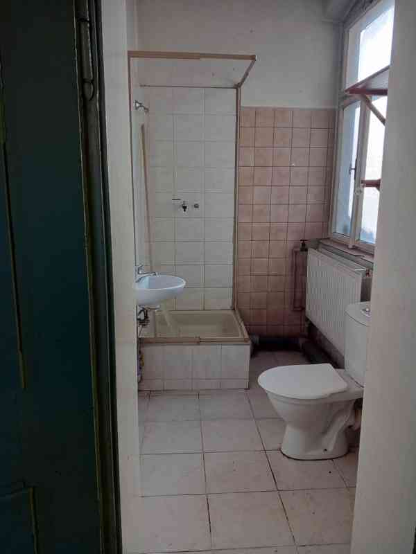 Unikátní investiční areál v centru Zákup:Bydlení i podnikání - foto 13