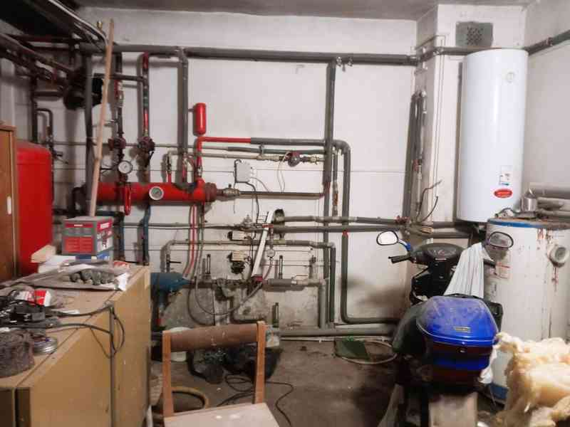 Unikátní investiční areál v centru Zákup:Bydlení i podnikání - foto 18