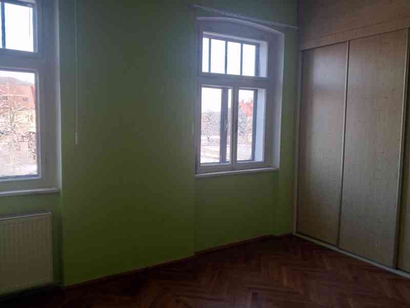 Unikátní investiční areál v centru Zákup:Bydlení i podnikání - foto 12