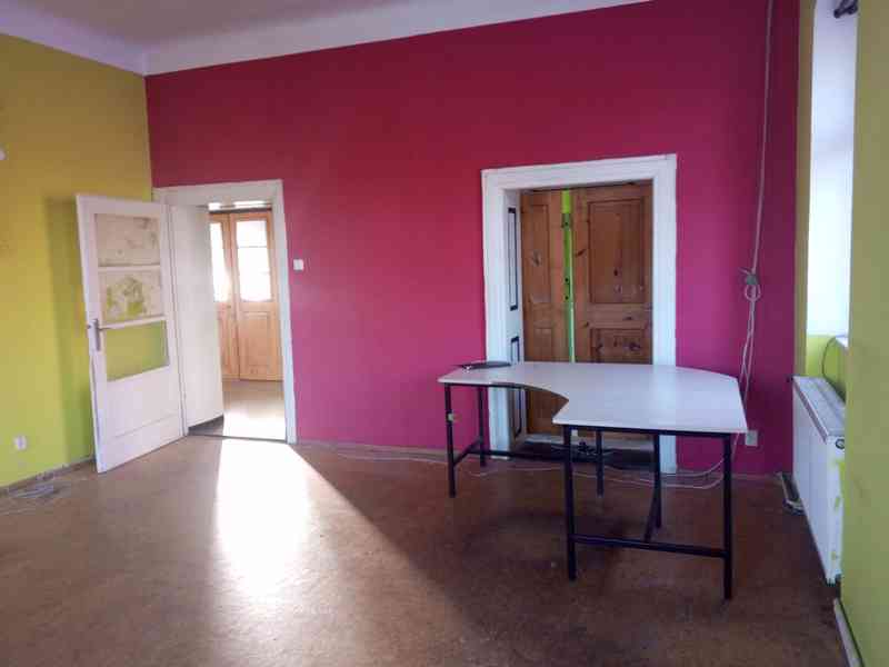 Unikátní investiční areál v centru Zákup:Bydlení i podnikání - foto 10