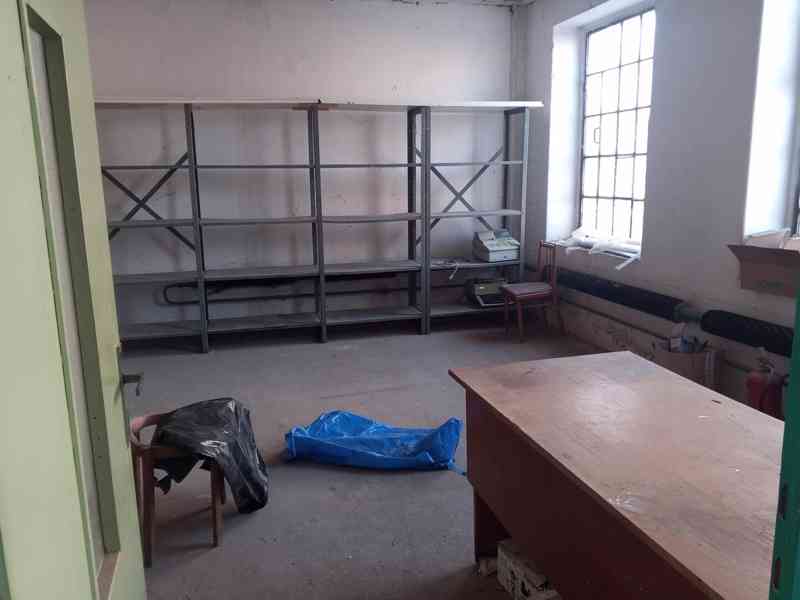 Unikátní investiční areál v centru Zákup:Bydlení i podnikání - foto 24