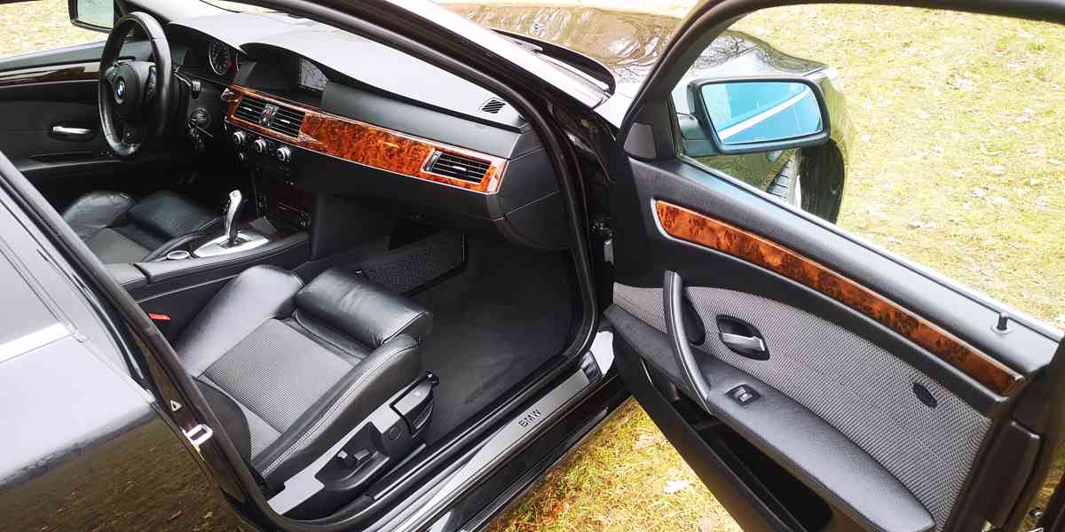 BMW 525D - E61 - 3.0 Diesel 145kw. Facelift - PĚKNÝ STAV!! - foto 24
