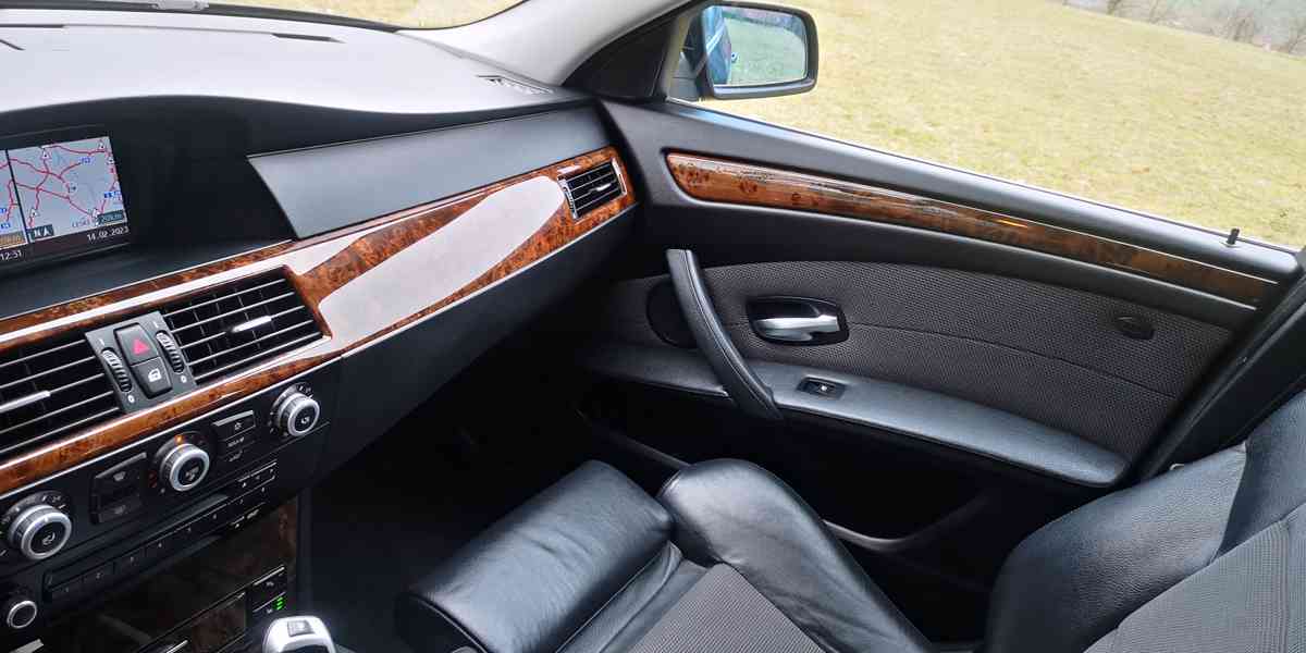 BMW 525D - E61 - 3.0 Diesel 145kw. Facelift - PĚKNÝ STAV!! - foto 32
